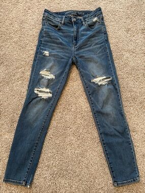 American Eagle Outfitters Women's Distressed Medium Blue Skinny Jeans